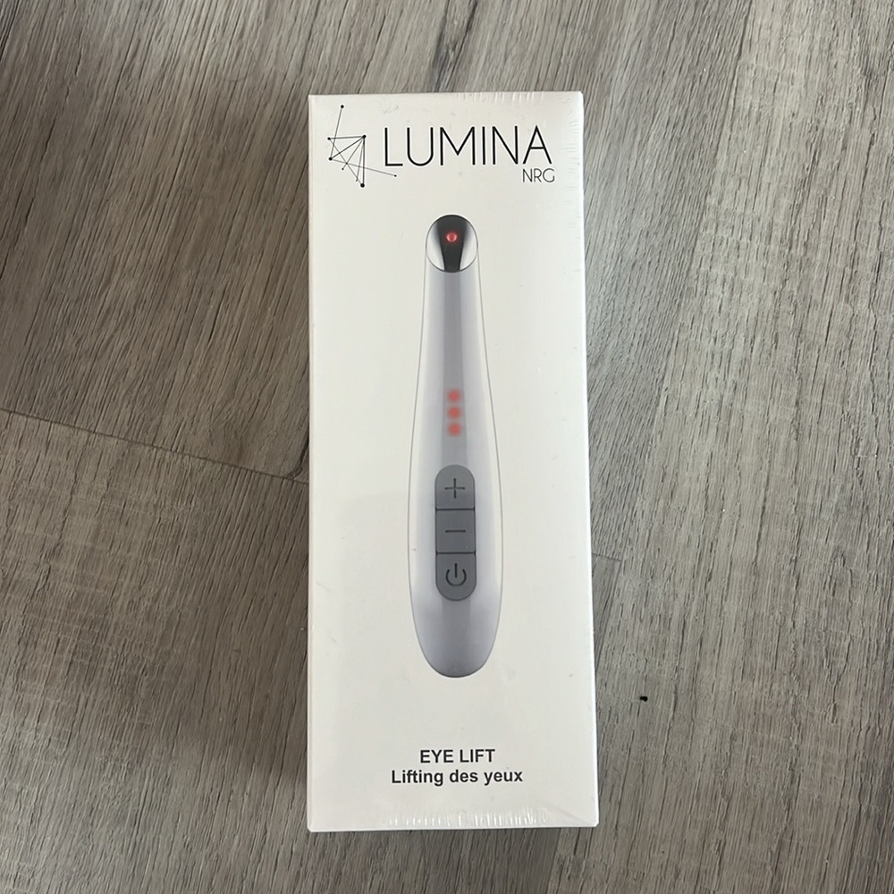 ⭐️ Lumina NRG 3 in 1 Eye Lift
